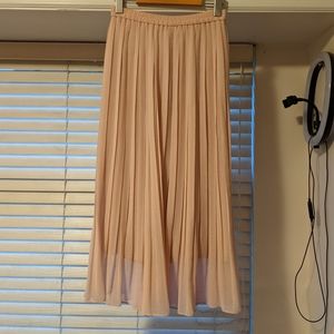 UNIQLO long pink skirt